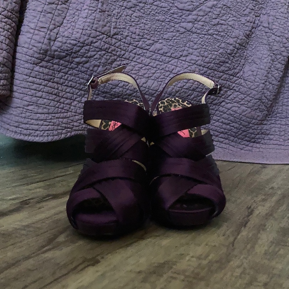 Betsey Johnson purple peep toe heels, size 6M